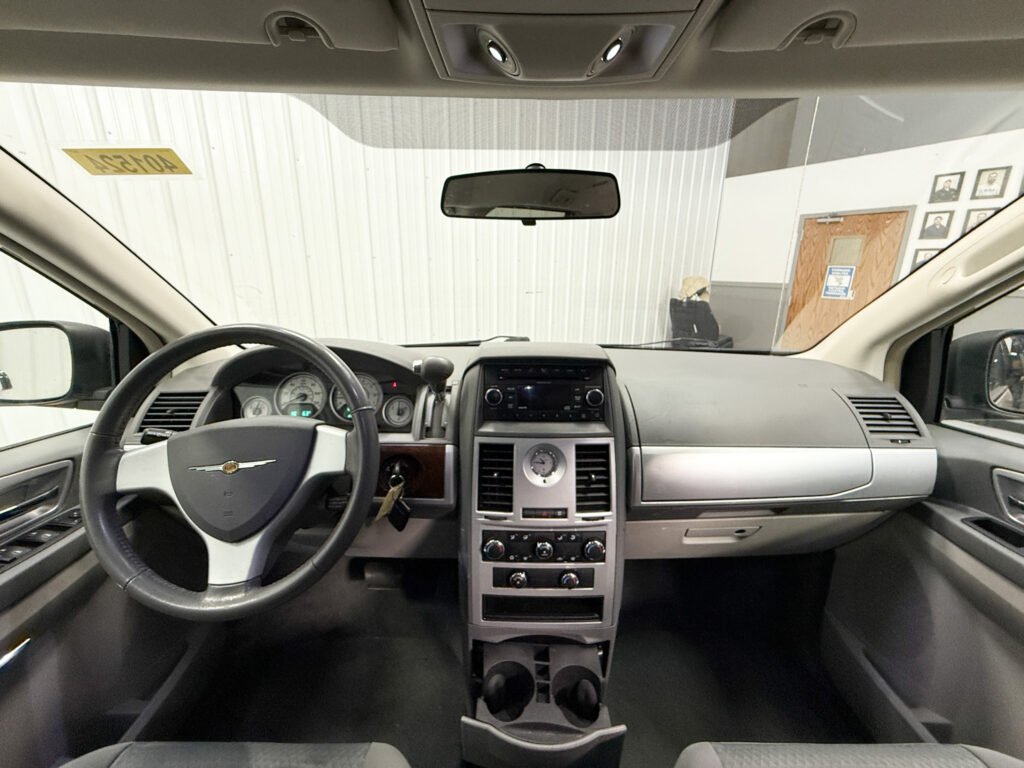 2009 Chrysler T&C TOURING K