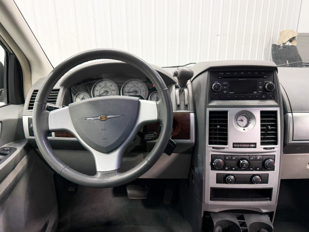 2009 Chrysler T&C TOURING K