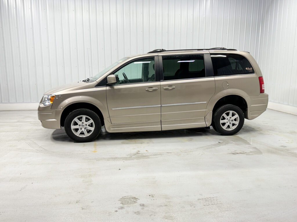 2009 Chrysler T&C TOURING K