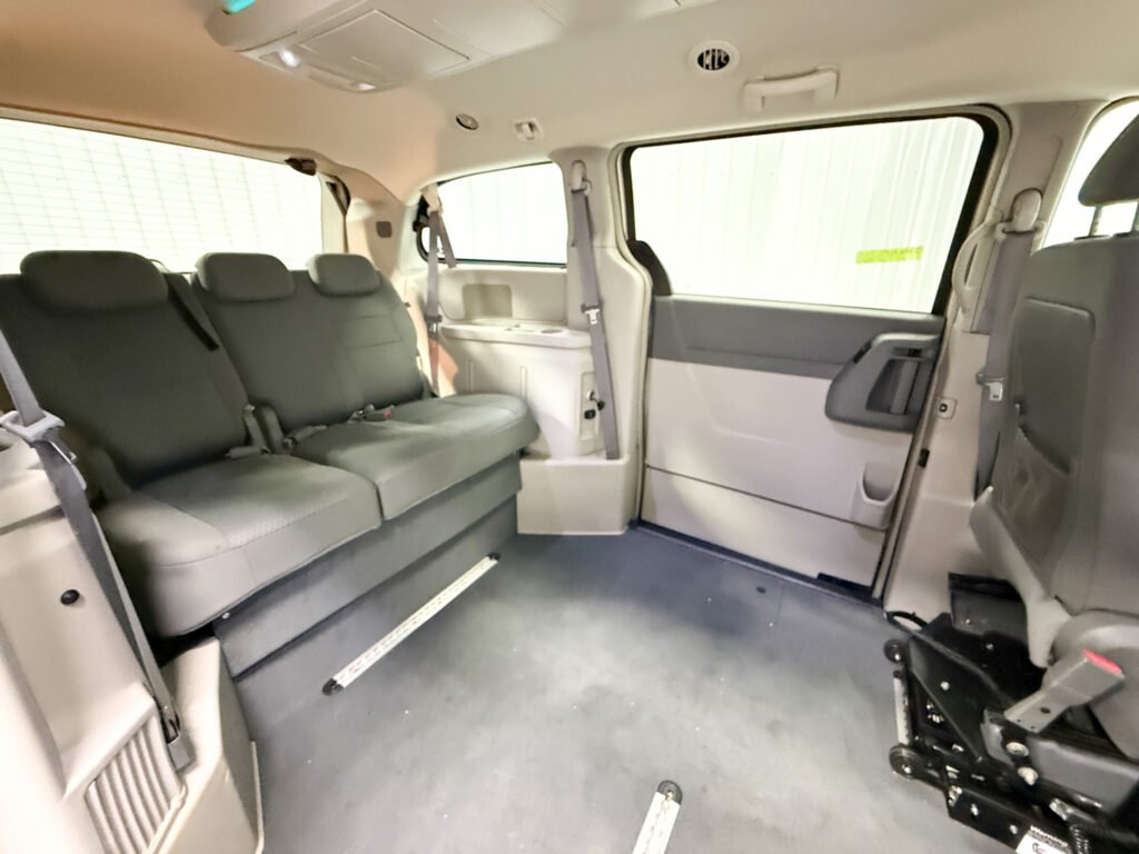 2009 Chrysler T&C TOURING K